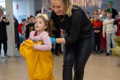 0378_CR6_78710