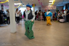 0492_CR6_78824