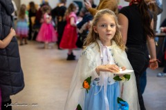 0743_CR6_79075