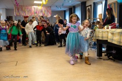 1224_CR6_79556